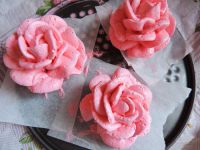 Как украсить торт розами 6