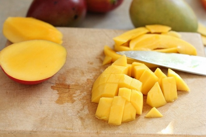 Како очистити и јести манго 4