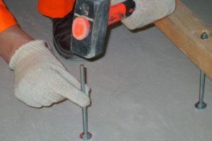 Kako ukloniti škripu drvenih sidrišta za podno grijanje