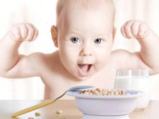 kako hraniti otroka v 1 letu