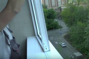 Как да глазирате собствения си балкон13