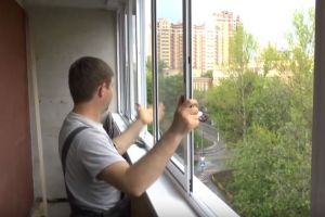 Jak glazovat balkon s vlastními rukama25