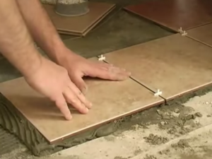 Как да поставите плочките на пода12