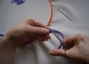Jak nauczyć się haftować wstążki 7