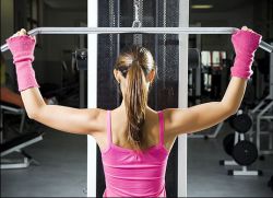jak ćwiczyć na siłowni, aby schudnąć