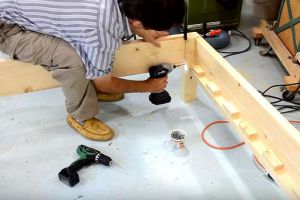 Jak zrobić łóżko z drewna własnymi rękami 22