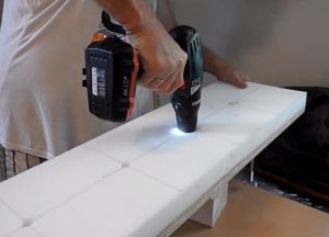 Jak si vyrobit postel s vlastními rukama32