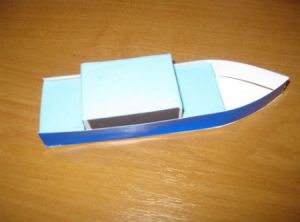 kako narediti čoln iz kartona 8