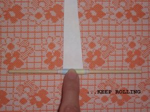 kako narediti zapestnico iz papirja11