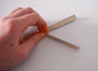 kako narediti zapestnico iz papirja30