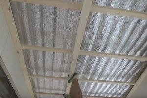 Jak vyrobit strop plastových panelů5