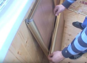 Как да направите гардероб на балкона със собствените си ръце25