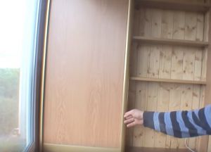 Как да направите гардероб на балкона със собствените си ръце32