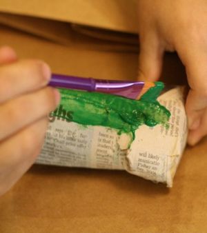 kako izraditi papirnu puzavicu 2