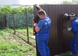 Как да направите ограда на гофрирани 17