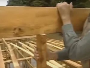 kako narediti dvojno pobočno streho 14