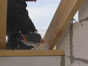 jak udělat štítovou střechu 18