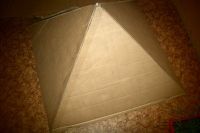 как да направите пирамида от картон8