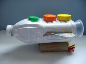 ръчно изработена ракета от пластмасова бутилка10