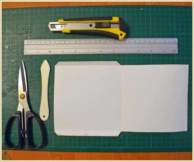 jak zrobić kopertę na dysk z papieru 6
