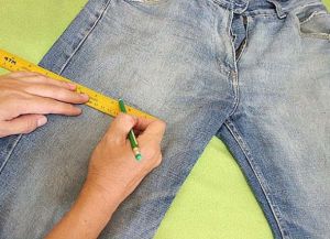 jak dělat módní roztrhané džíny 2