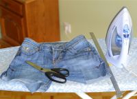 jak dělat módní roztrhané džíny 7