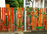 Как да нарисувате дървена ограда7