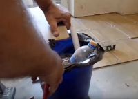 Kako postaviti pločice u kuhinju36
