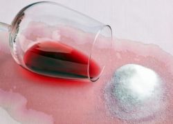 Как да премахнете петна от червено вино1