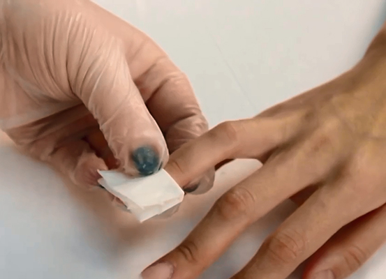 jak odstranit akrylové nehty doma 3