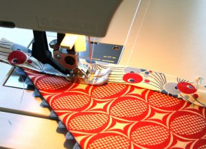 Как да шиете кърпа върху еластична лента 12