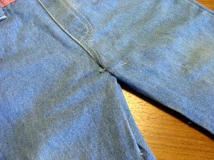 как да шият пола от дънки43
