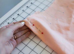 Kako šivati ​​narezanu suknju10