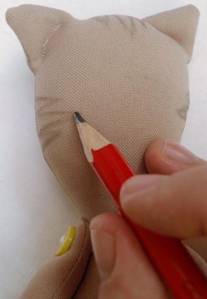 как да шият една играчка със собствените си ръце 17