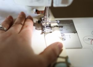 Как да шият завеси с ръка3