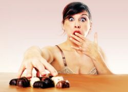 как да спрете да ядете много сладки