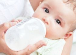 Shranjevanje izraženega materinega mleka