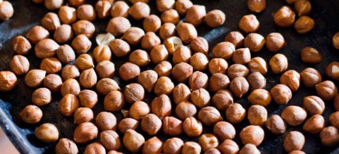 Jak ukládat ořechy z lískových oříšků doma