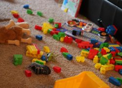 kako otroka narediti čiste igrače