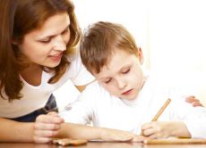 Kako učiti otroka pravilno pisati brez napak