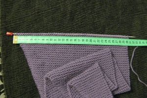 jak robić na drutach chustę (17)