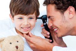 kako zdraviti otitis otrok