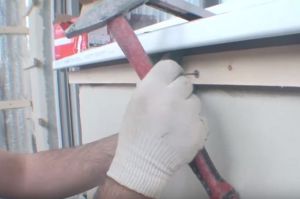 Kako obrezati balkon v svoje roke5