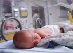 leczenie niedotlenienia u noworodków