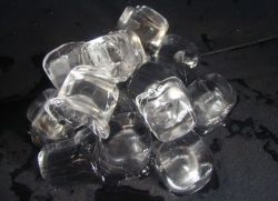 ice maker ice cube