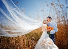 Идеи за сватбени снимки през лятото