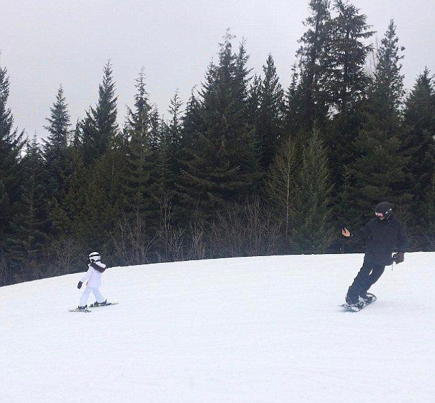 Дэвид Бекхэм впервые в жизни попробовал заняться сноубордингом