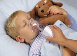 Inhalace s adenoidy u dětí s rozprašovačem - roztoky