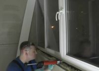 Ugradnja prozorske ploče na balkonu11