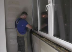 Постављање прозора на балкон1